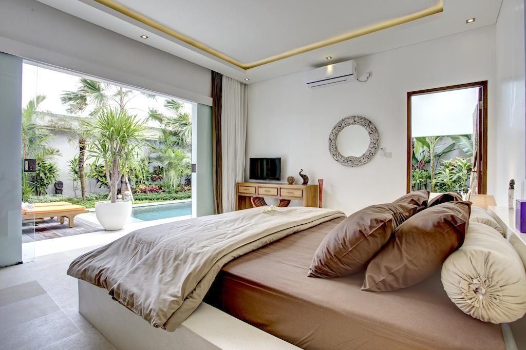 Villa Jonas Seminyak (Bali)