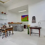 Villa Jonas